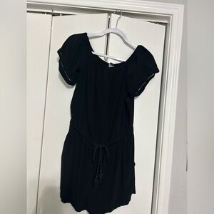 Black Off-Shoulder Jumper